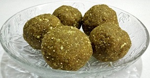 Methi Ke Laddu